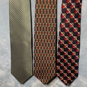 Bundle of 3 Roundtree & Yorke 100% Silk Used Neckties. Made in the USA.